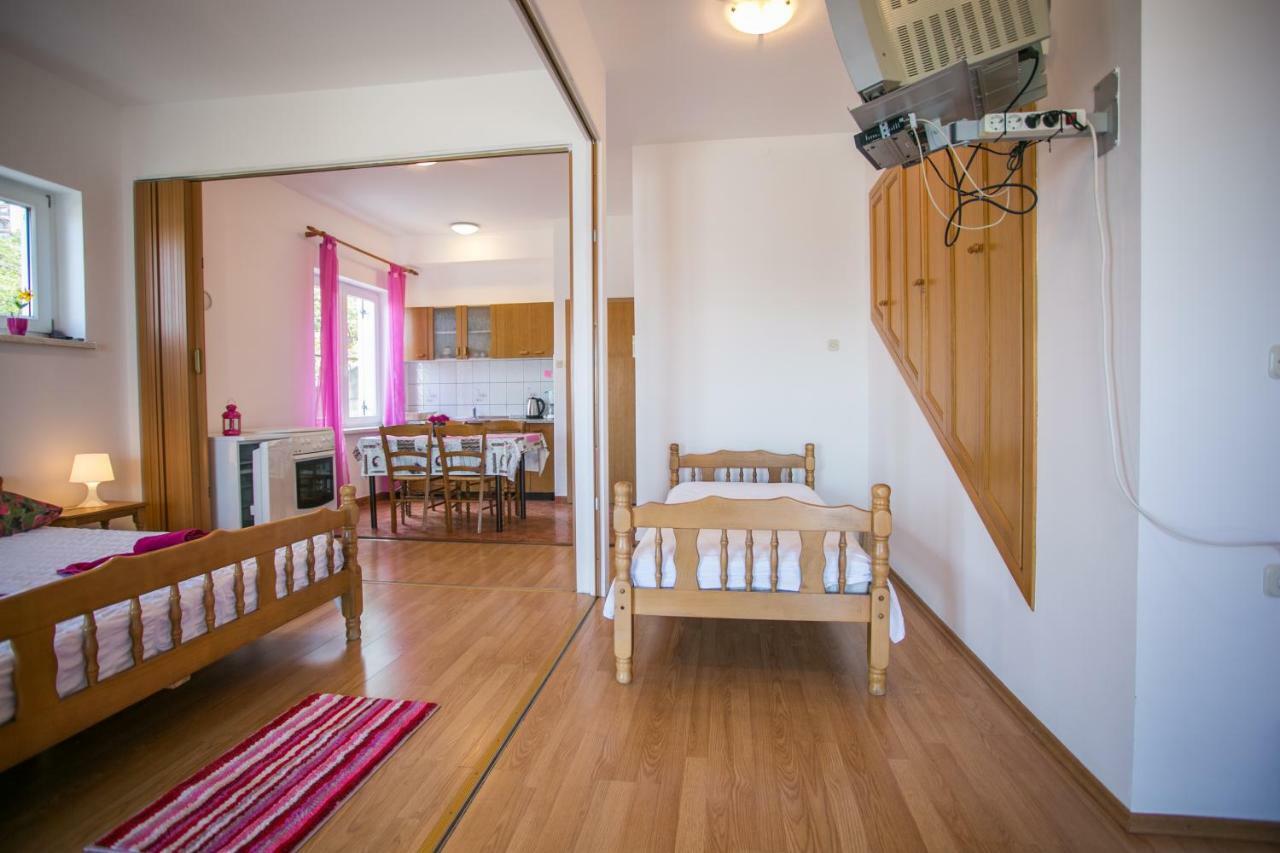 Apartments Katica Senj  Εξωτερικό φωτογραφία